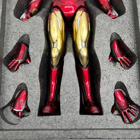  ホットトイズ フィギュア アベンジャーズ IRON MAN アイアンマン 1/6スケール キズ有