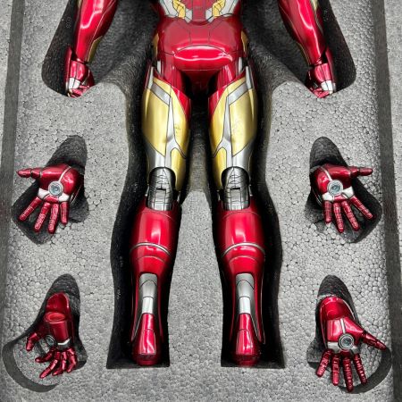  ホットトイズ フィギュア アベンジャーズ IRON MAN アイアンマン 1/6スケール キズ有