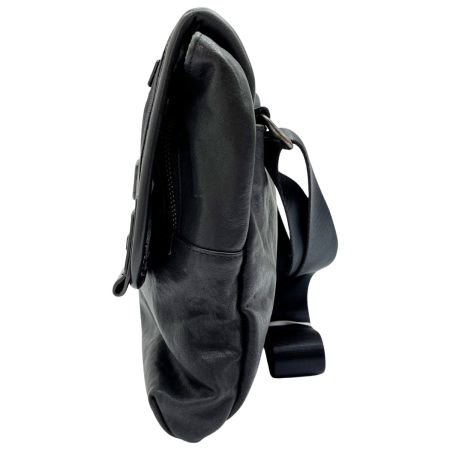  TUMI トゥミ ショルダーバッグ レザー ブラック