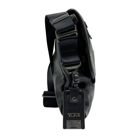  TUMI トゥミ ショルダーバッグ レザー ブラック