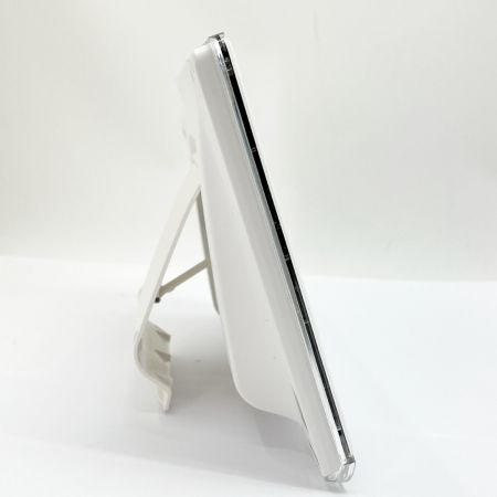  Panasonic パナソニック プライベート・ビエラ ポータブルデジタルテレビ 10型 UN-10CE10 ホワイト