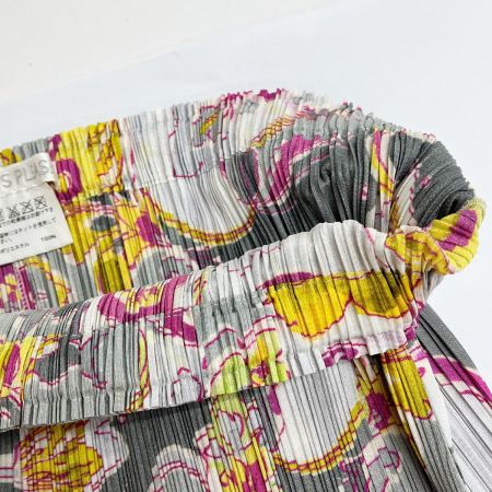  ISSEY MIYAKE イッセイミヤケ プリーツスカート レディース グレー×イエロー×ピンク