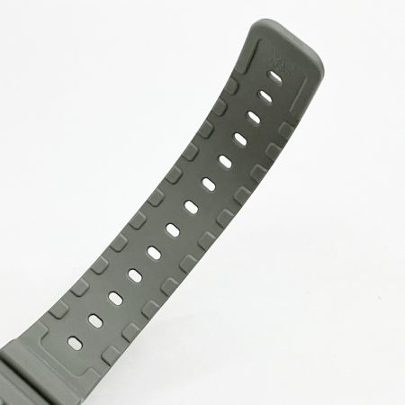  CASIO カシオ G-SHOCK 腕時計 ラバー グレー GA-2110ET