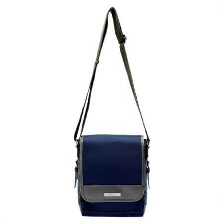  BURBERRY BLACK LABEL バーバリーブラックレーベル ショルダーバッグ ネイビー