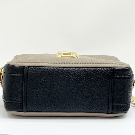  MARC JACOBS マークジェイコブス ショルダーバッグ m0014591 ベージュ