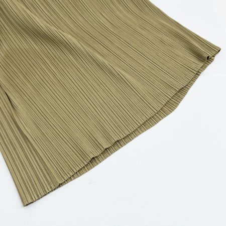 ISSEY MIYAKE イッセイミヤケ プリーツスカート プリーツプリーズ サイズ３ ミセス  カーキ