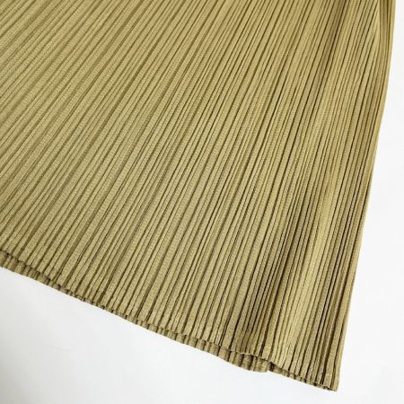  ISSEY MIYAKE イッセイミヤケ プリーツスカート プリーツプリーズ サイズ３ ミセス  カーキ