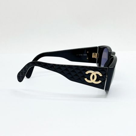  CHANEL シャネル マトラッセ サングラス ケース付 ブラック