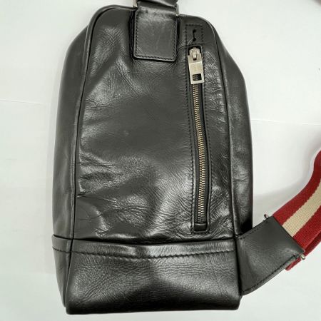  BALLY バリ バリー ボディーバッグ レザー ワッペン ブラック