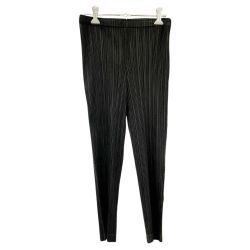 ◆◆ ISSEY MIYAKE イッセイミヤケ PLEATSPLEASE パンツ サイズ0 ブラック Aランク