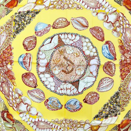  HERMES エルメス カレ90 ロカイユ柄 大判スカーフ イエロー