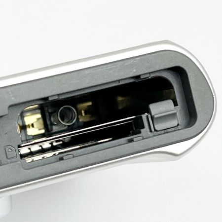  CASIO カシオ EXILIM コンパクトデジタルカメラ デジカメ シルバー  EX-ZS240