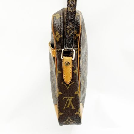  LOUIS VUITTON ルイヴィトン ショルダーバッグ モノグラム ダヌーブ M45266