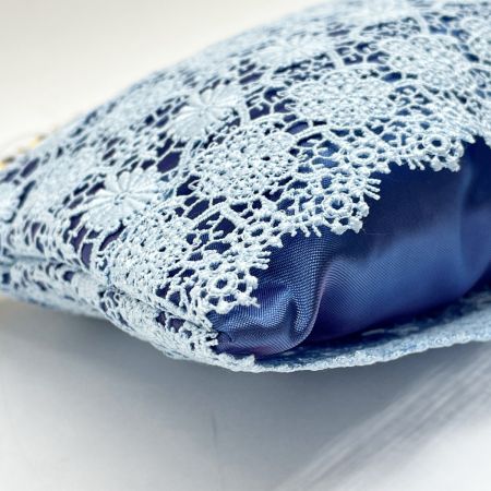  近沢レース ショルダーポーチ ミニポーチ 刺繍 スカイブルー
