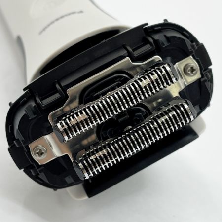  Panasonic パナソニック メンズシェーバー ラムダッシュシェーバー 3枚刃 お風呂剃り可 ES-LT2C ホワイト