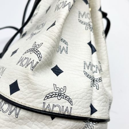  MCM エムシーエム ショルダーバッグ 巾着型 斜め掛け 総柄 ホワイト