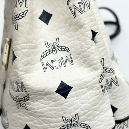  MCM エムシーエム ショルダーバッグ 巾着型 斜め掛け 総柄 ホワイト