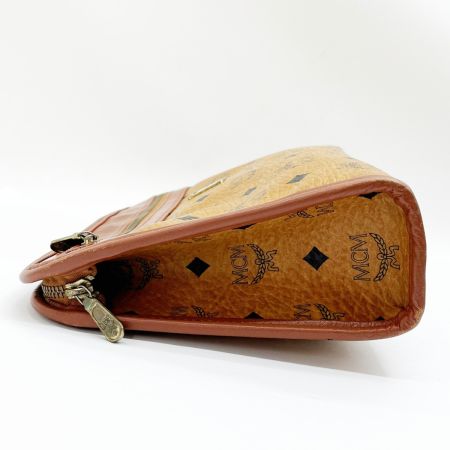  MCM エムシーエム クラッチバッグ セカンドバッグ レザー ブラウン