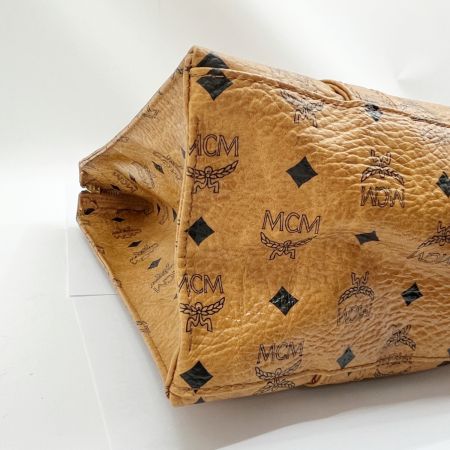  MCM エムシーエム トートバッグ 肩掛け ロゴグラム ショルダーバッグ レザー 04046 ブラウン
