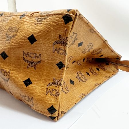  MCM エムシーエム トートバッグ 肩掛け ロゴグラム ショルダーバッグ レザー 04046 ブラウン