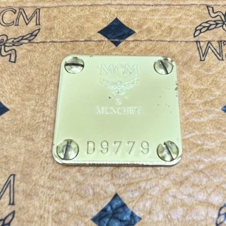  MCM エムシーエム トートバッグ 肩掛け ロゴグラム ショルダーバッグ レザー 04046 ブラウン
