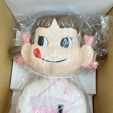  不二家 ペコちゃん首振り人形 ・ペコちゃん首振り人形きもの　2セット