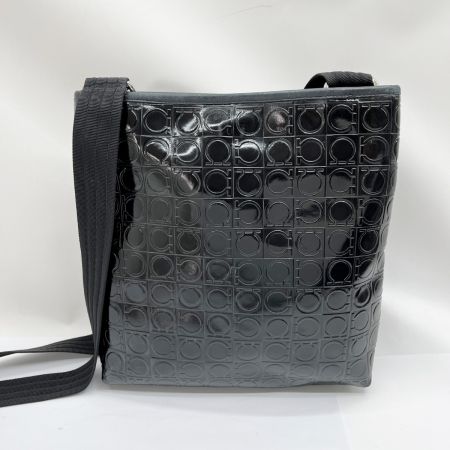  Salvatore Ferragamo サルヴァトーレフェラガモ ショルダーバッグ 色褪せスレあり AU-21/B402 ブラック