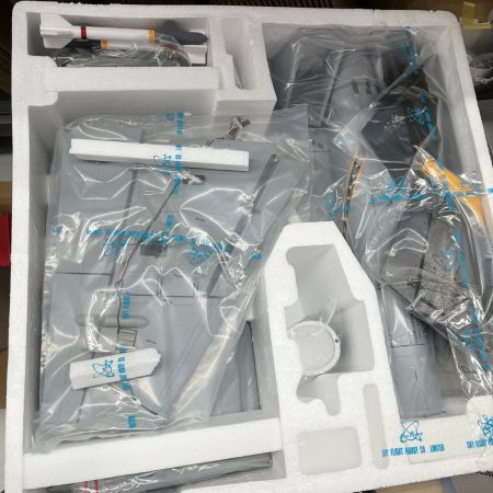  LANXIANG MODEL AIRCRAFT 模型 F18 航空機 艦上戦闘攻撃機 ラジコン本体のみ