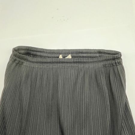  ISSEY MIYAKE イッセイミヤケ PLEATSPLEASE スカート サイズ2 レディース ブラック