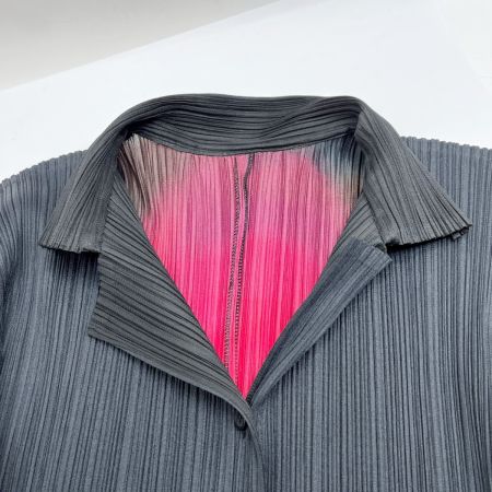  ISSEY MIYAKE イッセイミヤケ オーロラ ブラウス PLEATSPLEASE PP79-JK924 ブラック×マルチ