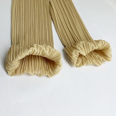  PLEATS PLEASE  ISSEY MIYAKE イッセイミヤケ 長袖シャツ size3 無地 レディース PP04-JK604 ベージュ
