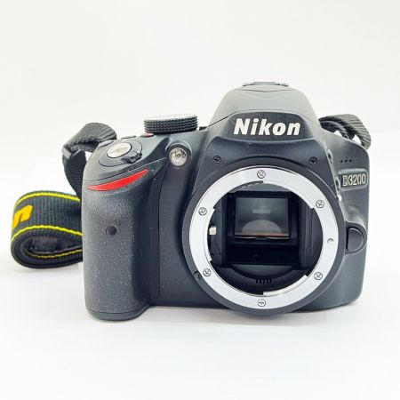  Nikon ニコン デジタル一眼レフカメラ ダブルズームキット18-55mm/55-200mm D3200