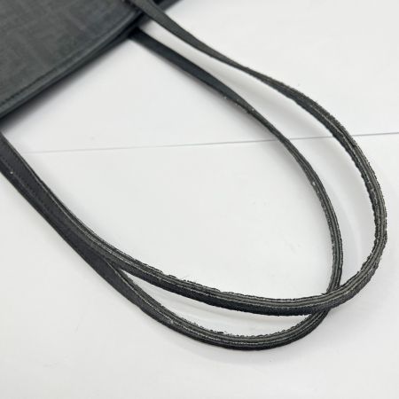  FENDI フェンディ トートバッグ ズッカ 持ち手劣化有 8BH199/UZD ブラック系