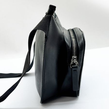  VERSACE ベルサーチ ショルダーバッグ 中破れ有 メンズ 1011795/IA08626 ブラック