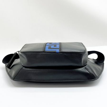  VERSACE ベルサーチ ショルダーバッグ 中破れ有 メンズ 1011795/IA08626 ブラック