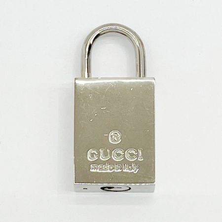  GUCCI グッチ ロゴパドロック 南京錠 ファッション小物 シルバー