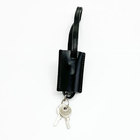  GUCCI グッチ ロゴパドロック 南京錠 ファッション小物 シルバー