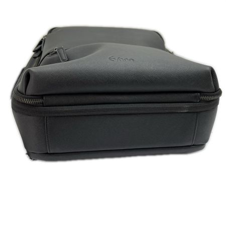  Evoon マルチビジネスリュック レザー 26L ブラック