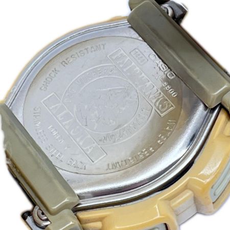  CASIO カシオ 腕時計 クォーツ G-SHOCK 本体のみ 色褪せ・汚れアリ DW-8800 ホワイト