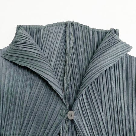  ISSEY MIYAKE イッセイミヤケ カーディガン サイズ3 レディース PP23-JO762 グレーグリーン