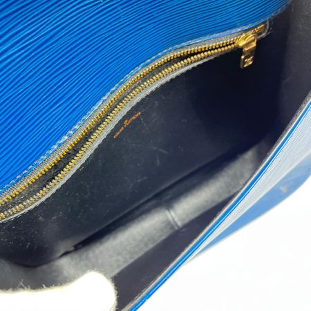  LOUIS VUITTON ルイヴィトン ショルダーバッグ エピ サン・クルー M52195 ブルー