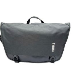 ◆◆ THULE Covert DSLR Messenger スーリー カメラバッグ インナーバッグ付き ブラック Bランク