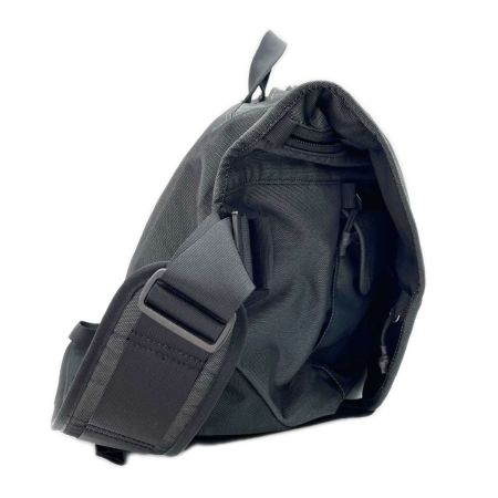  THULE Covert DSLR Messenger スーリー カメラバッグ インナーバッグ付き ブラック