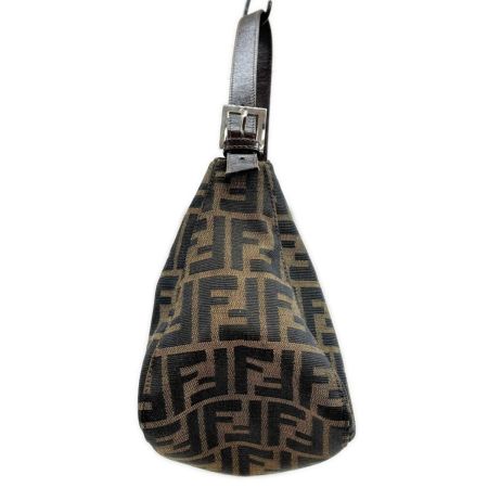  FENDI フェンディ ショルダーバッグ ズッカ レディース 222826426 ブラウン