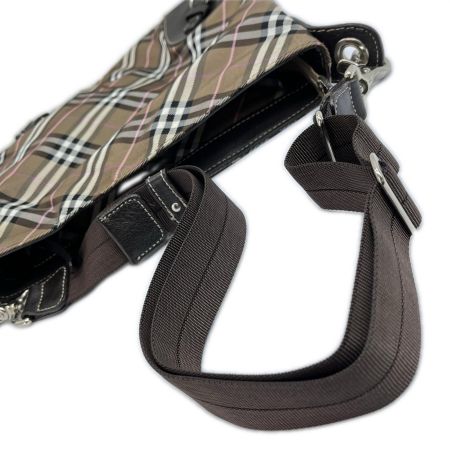  BURBERRY BLUE LABEL バーバリーブルーレーベル ショルダーバッグ ノバチェック ナイロン ブラウン