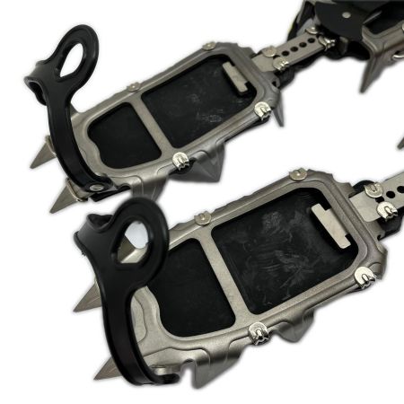  SALEWA 12本爪アイゼン ブラック