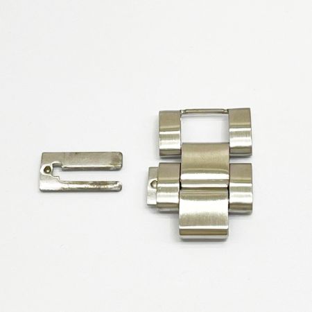  SEIKO セイコー 腕時計 クロノグラフ ブルー R8.5月電池交換済 クロノ針1秒ズレ有 箱・取説・コマ付 SDN193P
