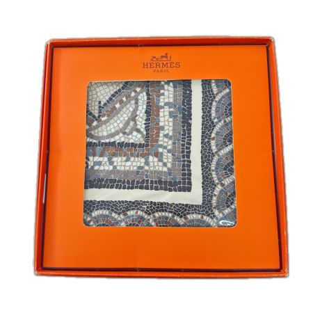 HERMES エルメス スカーフ ヒラヤマ杉の下で シルク100% 茶系