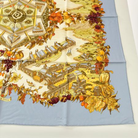 HERMES エルメス スカーフ  楽園にて シルク100% 水色系