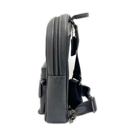  COACH コーチ メッセンジャーバッグ ボディバッグ ショルダーバッグ 斜めがけ レザー ブラック  CP162 ブラック